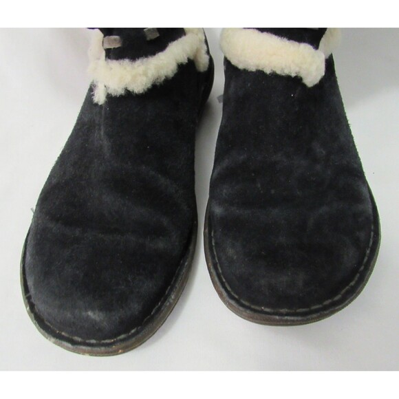 Ugg Black Suede Elijo Sheepskin Lined Boots Size 7 EUC - Picture 6 of 9